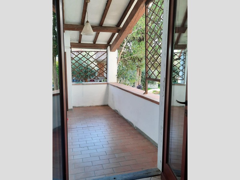 Quadrilocale in Affitto a Collesalvetti, 700&euro;, 80 m²