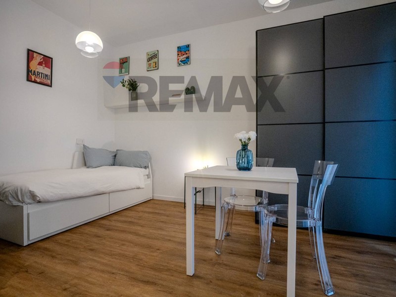 Monolocale in Affitto a Milano, 780&euro;, 30 m²