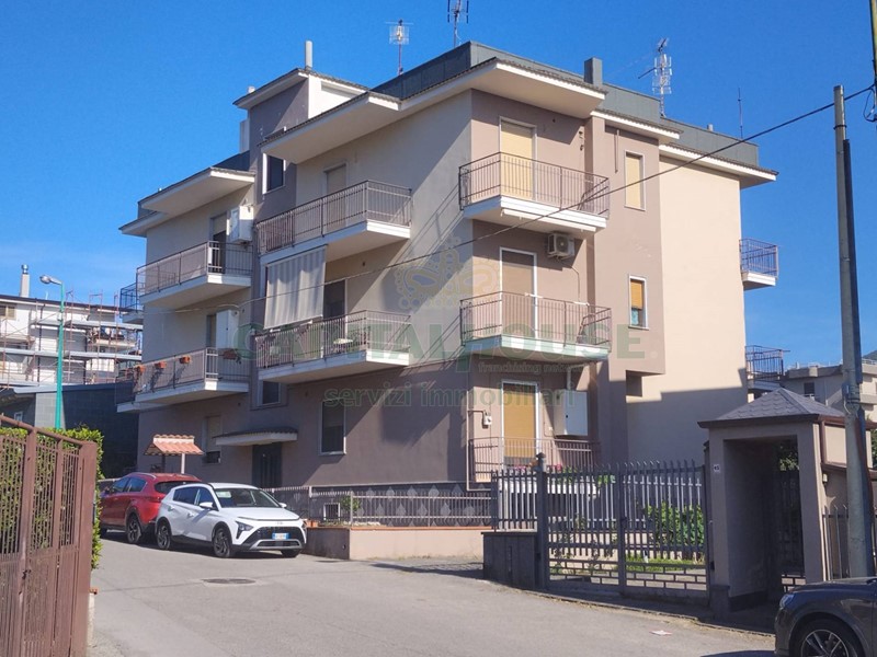 Trilocale in Vendita a Sirignano, 89'000&euro;, 92 m²