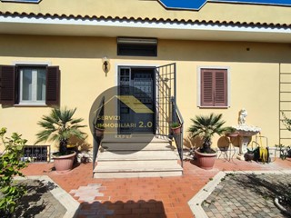Quadrilocale in Vendita a Monte Porzio Catone, 265'000&euro;, 138 m²