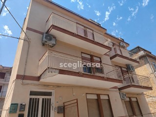 Quadrilocale in Vendita a Carini, 79'000&euro;, 135 m²