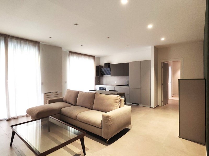 Bilocale in Affitto a Bari, 1'500&euro;, 77 m²