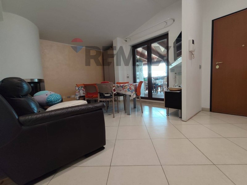 Appartamento in Vendita a Laterza, 225'000&euro;, 236 m²