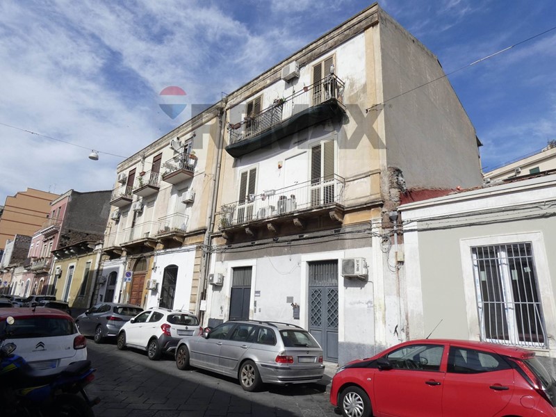 Trilocale in Vendita a Catania, 126'000&euro;, 112 m²