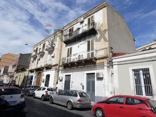 Trilocale in Vendita a Catania, 126'000&euro;, 112 m²