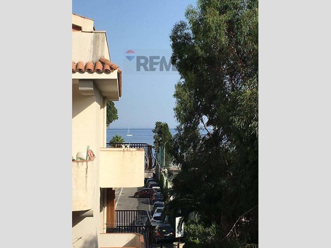 Trilocale in Affitto a Giardini Naxos, 850&euro;, 110 m²
