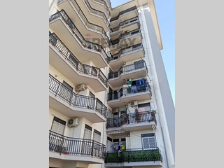 Appartamento in Vendita a Catania, 139'000&euro;, 135 m²