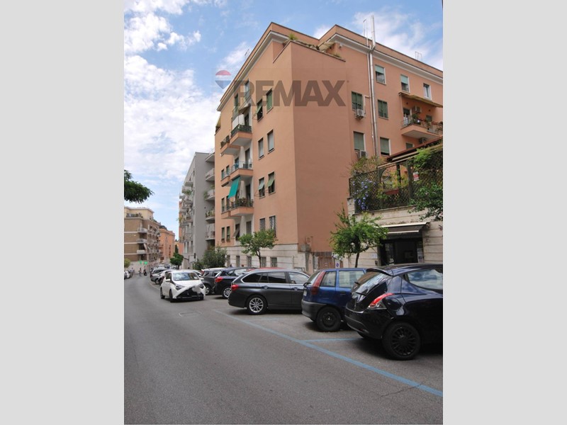 Quadrilocale in Vendita a Roma, 540'000&euro;, 98 m²