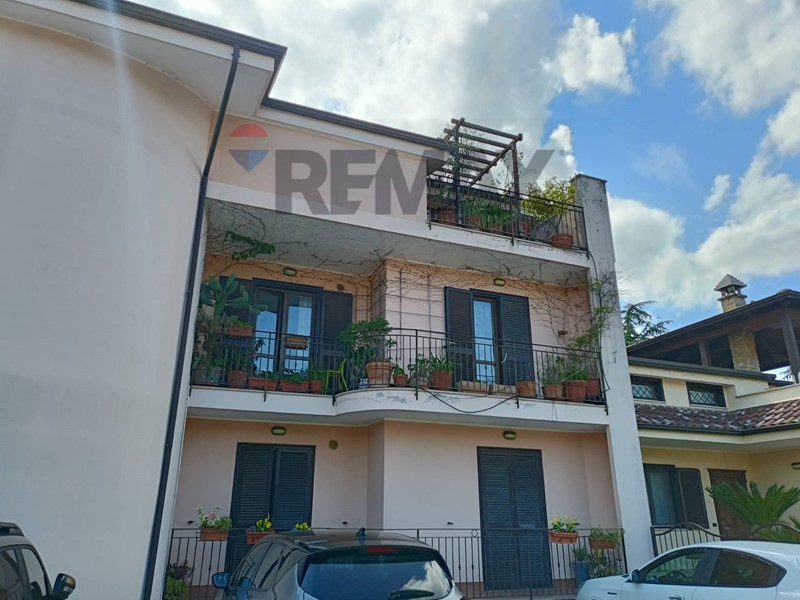 Appartamento in Vendita a Perugia, 180'000&euro;, 160 m²