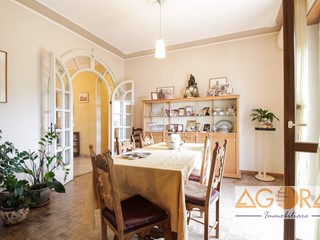 Appartamento in Vendita a Tortona, 195'000&euro;, 179 m²
