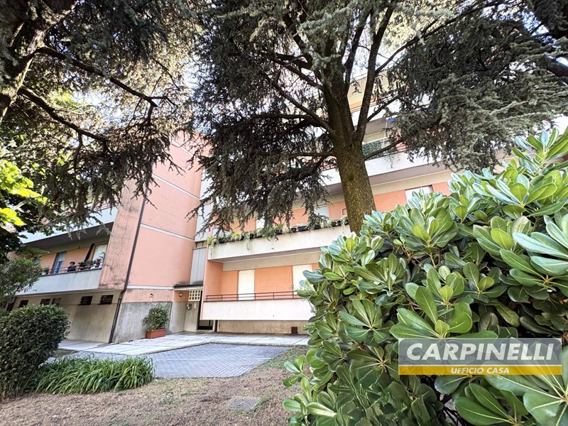 Quadrilocale in Vendita a Desio, 180'000&euro;, 112 m²