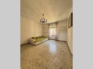 Quadrilocale in Vendita a Sassari, 145'000&euro;, 138 m²