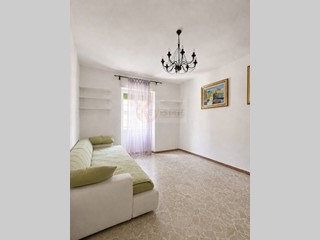 Quadrilocale in Vendita a Sassari, 135'000&euro;, 138 m²