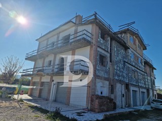 Trilocale in Vendita a Moscufo, 135'000&euro;, 105 m²