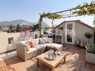 Quadrilocale in Vendita a Rezzato, 630'000&euro;, 235 m²