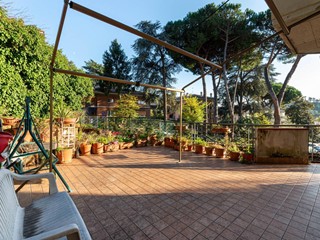 Trilocale in Vendita a Grottaferrata, 320'000&euro;, 85 m²