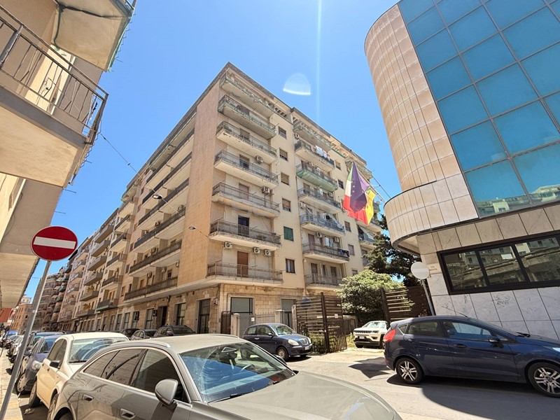 Appartamento in Vendita a Siracusa, 140'000&euro;, 150 m²
