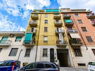 Trilocale in Vendita a Torino, 89'000&euro;, 80 m²
