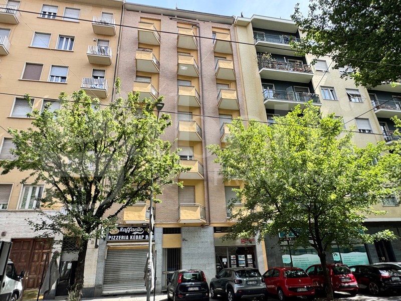 Trilocale in Affitto a Torino, 950&euro;, 70 m², arredato