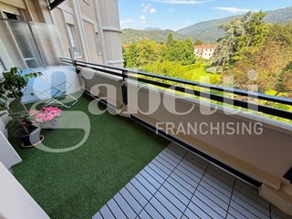 Quadrilocale in Vendita a Brescia, 399'000&euro;, 139 m², arredato, con Box