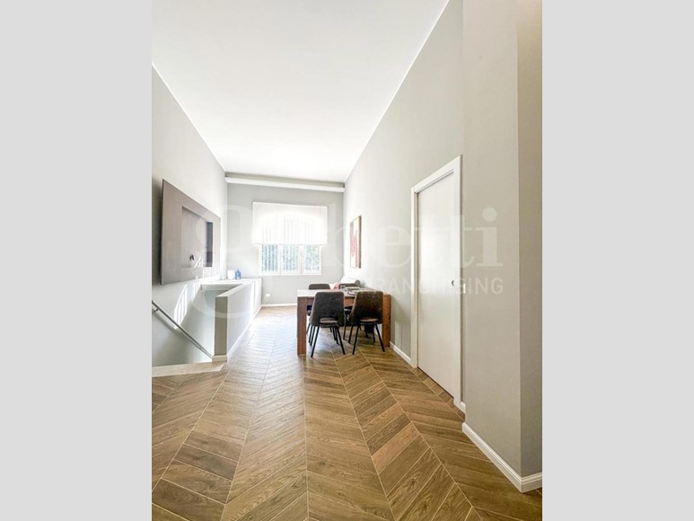 Loft in Vendita a Segrate, 285'000&euro;, 80 m², arredato