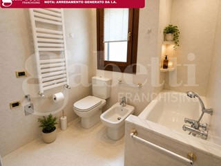 Appartamento in Vendita a Chioggia, 332'000&euro;, 130 m², arredato, con Box