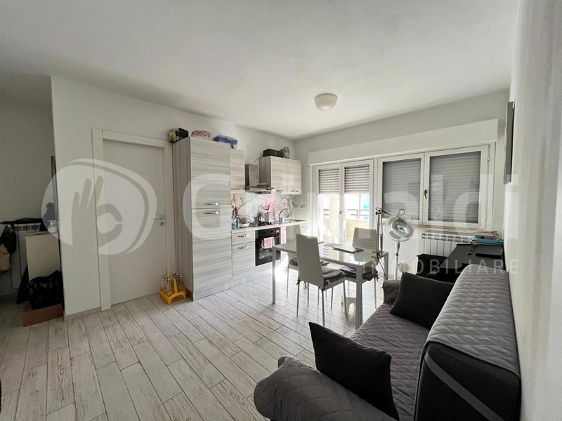 Trilocale in Affitto a Corciano, 650&euro;, 70 m², arredato
