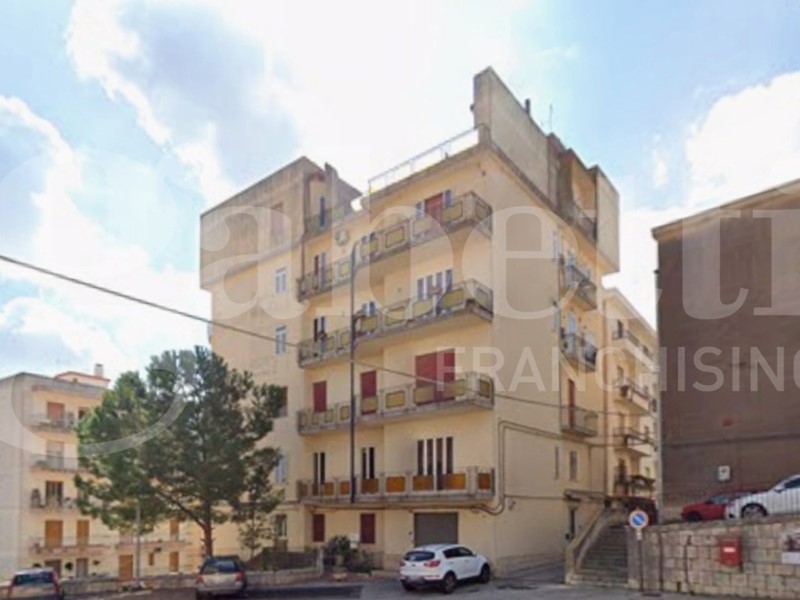 Appartamento in Vendita a Modica, 84'900&euro;, 148 m²