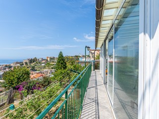 Trilocale in Vendita a Sanremo, 550'000&euro;, 117 m²
