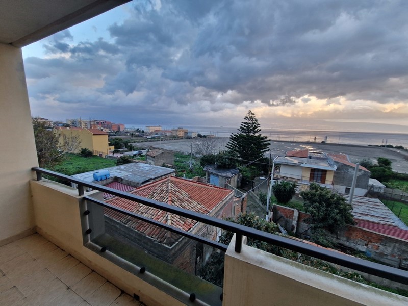 Trilocale in Vendita a Messina, 125'000&euro;, 102 m²