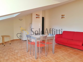 Bilocale in Affitto a Catanzaro, zona Lido Giovino, 500&euro;, 50 m², arredato
