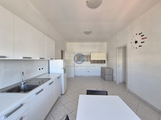 Bilocale in Affitto a Catanzaro, zona Lungomare, 450&euro;, 60 m², arredato