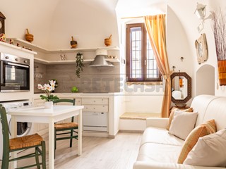 Bilocale in Vendita a Bisceglie, zona Centro, 75'000&euro;, 40 m²