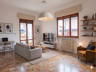 Appartamento in Vendita a Vicenza, 146'000&euro;, 126 m², con Box