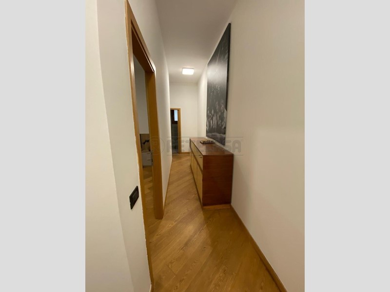 Trilocale in Affitto a Bassano del Grappa, 1'000&euro;, 70 m², arredato