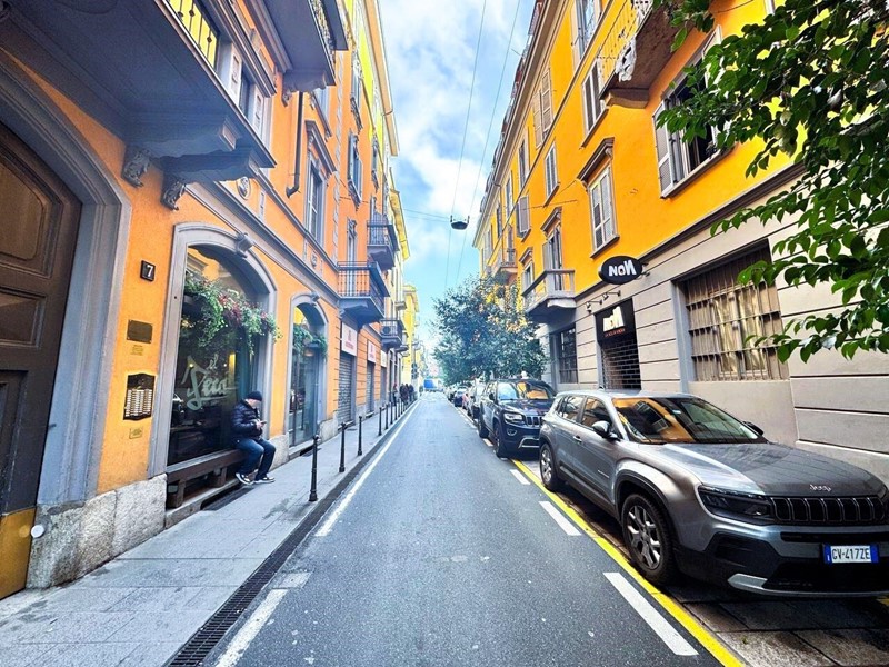 Appartamento in Affitto a Milano, 2'400&euro;, 105 m², arredato