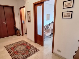 Quadrilocale in Vendita a Messina, 250'000&euro;, 160 m²