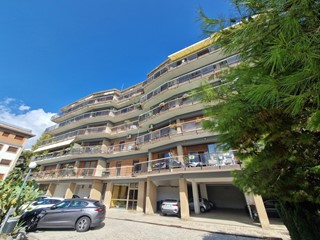 Appartamento in Vendita a Messina, 345'000&euro;, 203 m²