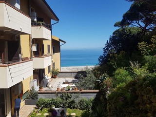 Quadrilocale in Vendita a Messina, 170'000&euro;, 115 m²