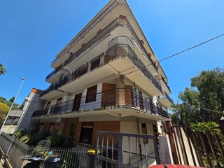 Quadrilocale in Vendita a Messina, 70'000&euro;, 132 m²