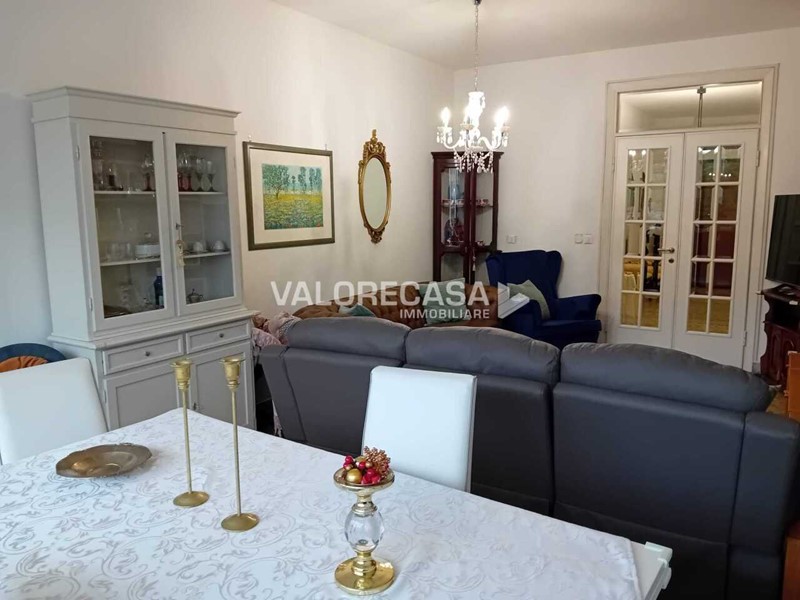 Quadrilocale in Vendita a Carrara, zona Fossola, 185'000&euro;, 100 m²