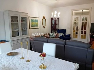 Quadrilocale in Vendita a Carrara, zona Fossola, 185'000&euro;, 100 m²