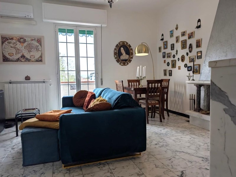 Quadrilocale in Affitto a Carrara, zona Avenza, 1'100&euro;, 70 m², arredato