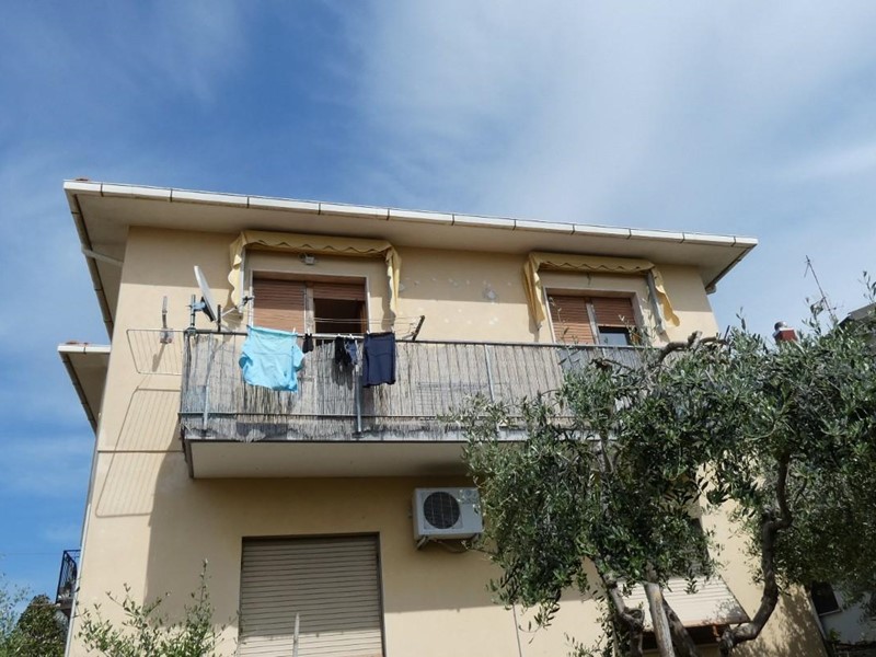 Trilocale in Vendita a Rosignano Marittimo, zona Rosignano Solvay, 170'000&euro;, 68 m², arredato