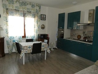 Quadrilocale in Vendita a Rosignano Marittimo, zona Rosignano Solvay, 165'000&euro;, 85 m²