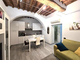 Trilocale in Vendita a Colle di Val D'Elsa, 120'000&euro;, 64 m², arredato