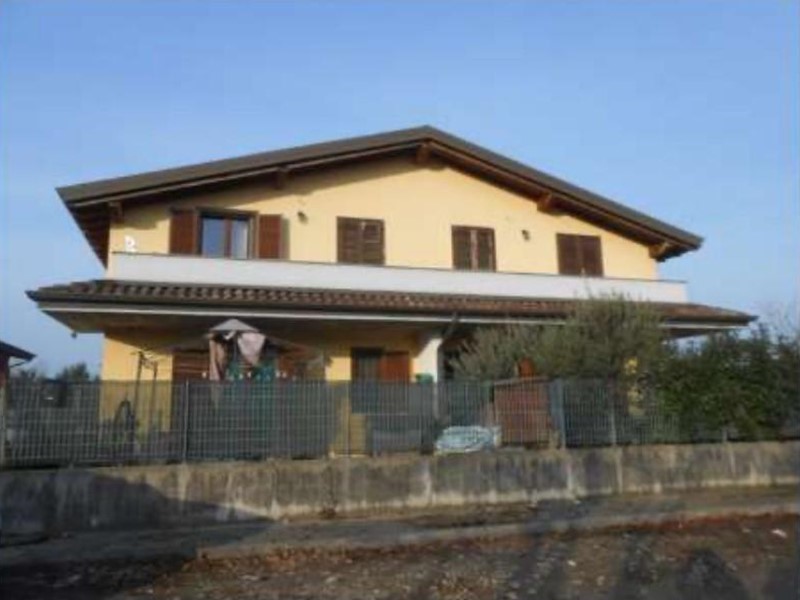Trilocale in Vendita a Pozzo d'Adda, 78'631&euro;, 67 m², con Box