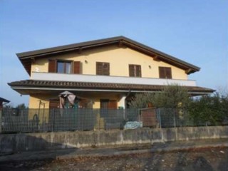 Trilocale in Vendita a Pozzo d'Adda, 78'631&euro;, 67 m², con Box