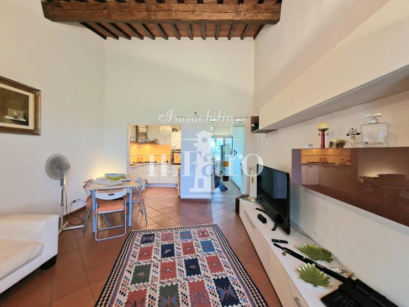 Bilocale in Vendita a Campi Bisenzio, zona Capalle, 210'000&euro;, 70 m²