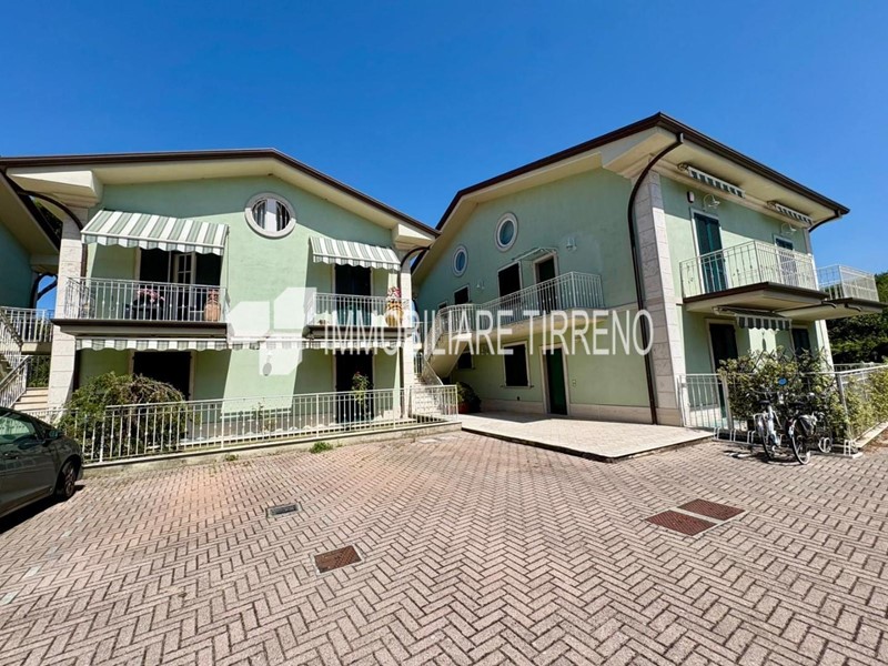 Appartamento in Vendita a Massa, zona Marina di Massa, 400'000&euro;, 110 m², arredato